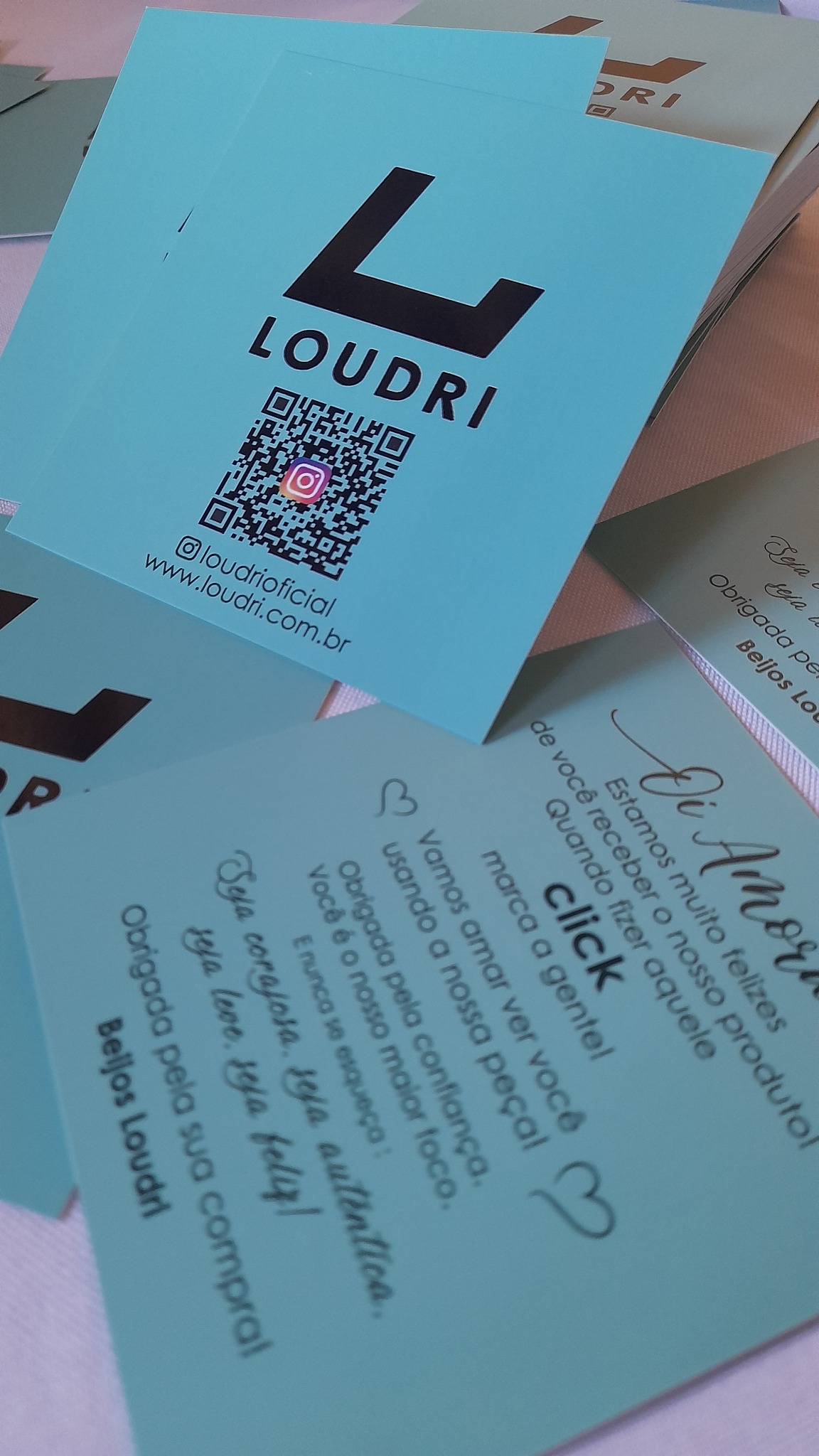 Cartões personalizados com QR code